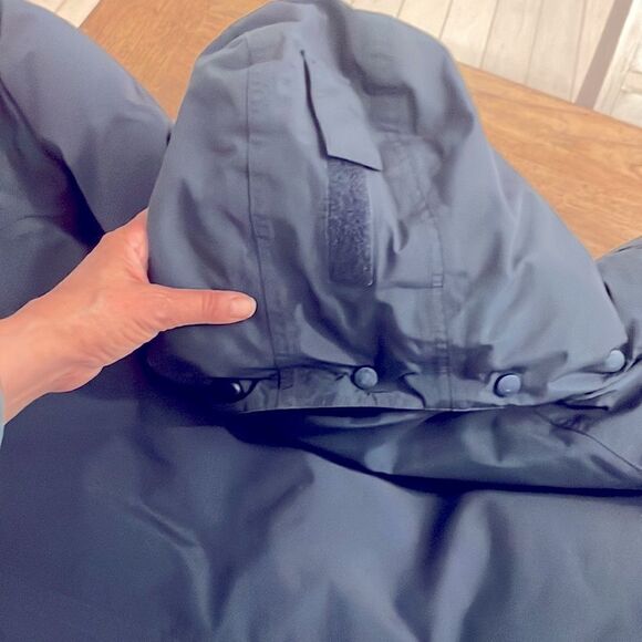 L.L. BEAN EXTREME WEATHER PARKA.  GORETEX.  ALMOST NEW - Picture 15 of 15